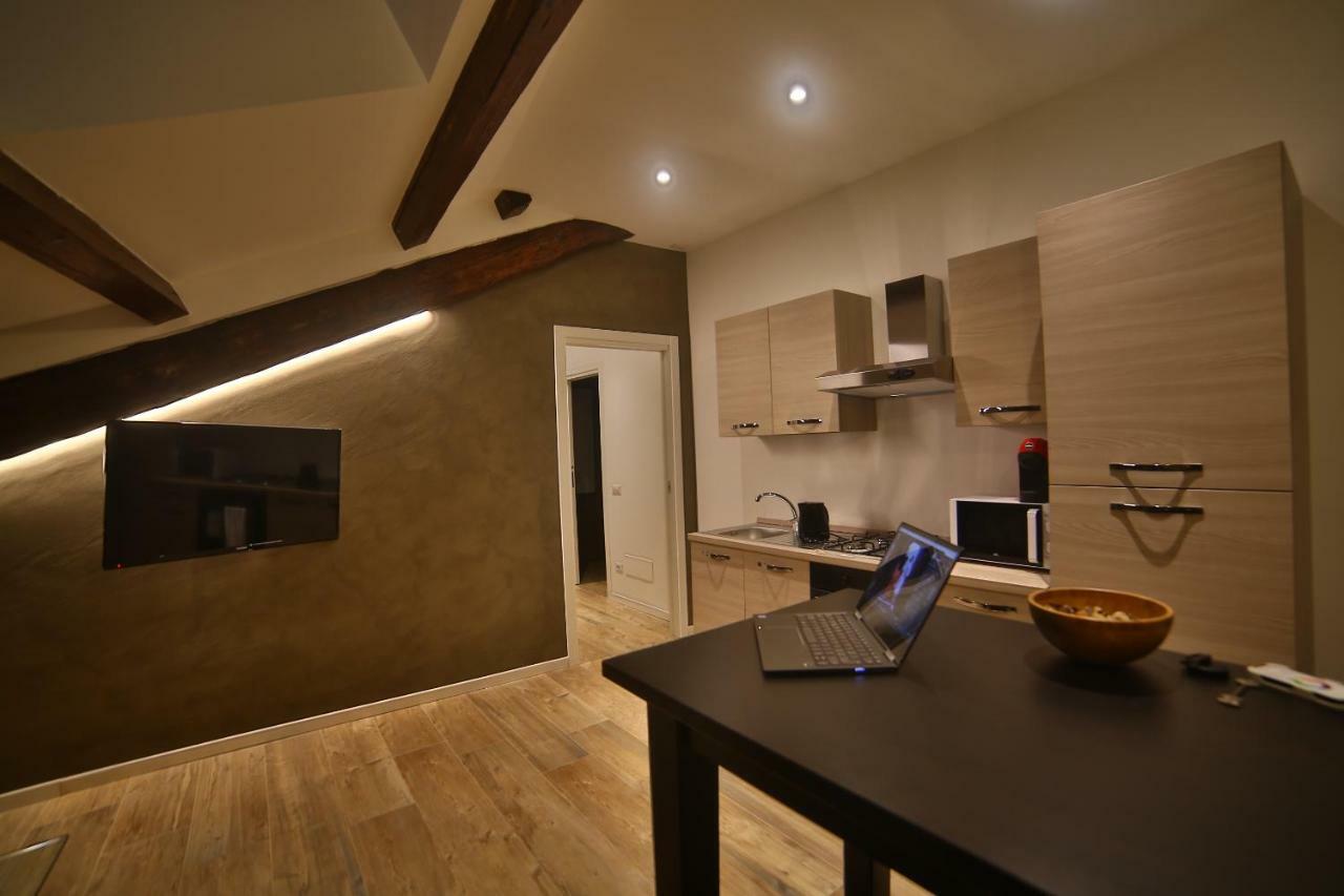 Moscova Attic Near Duomo Apartment Milan Exterior photo